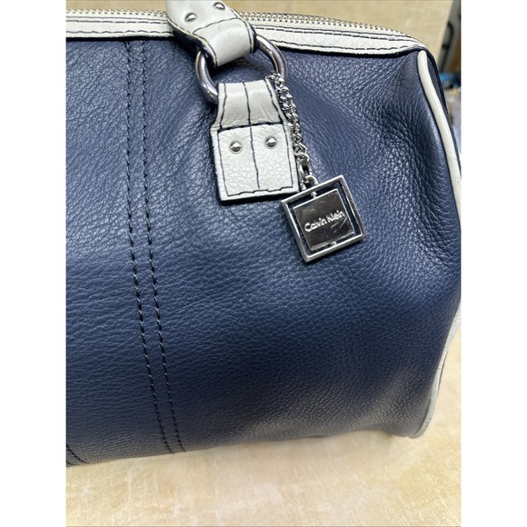 Calvin Klein Navy Blue With Off White Accents Duffle Purse Silver Hardware Clean - Picture 4 of 8